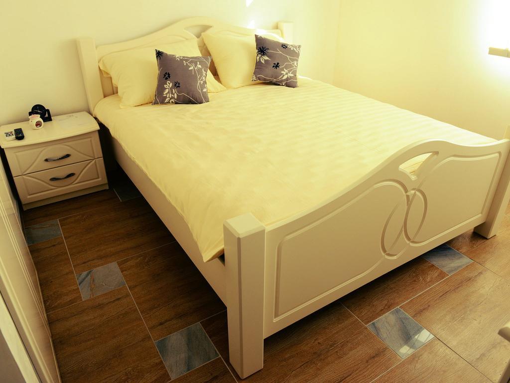 Guesthouse Dokic Leskovac  Rum bild