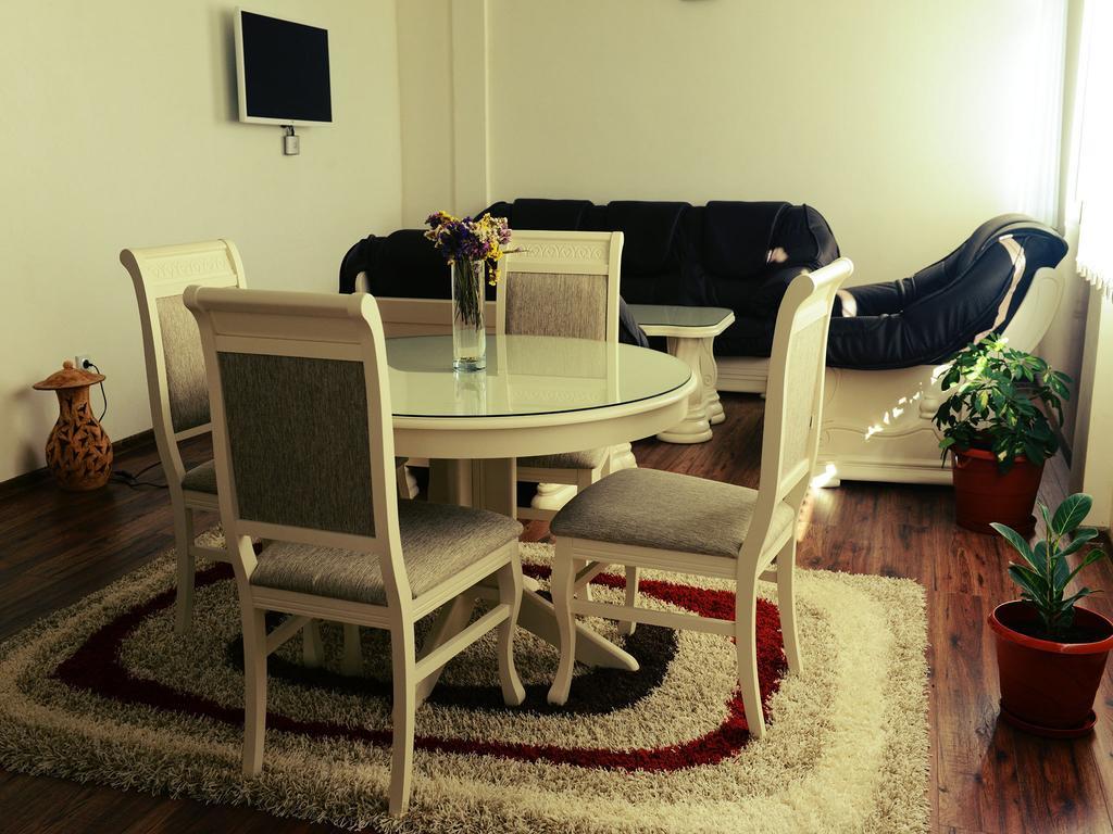 Guesthouse Dokic Leskovac  Rum bild