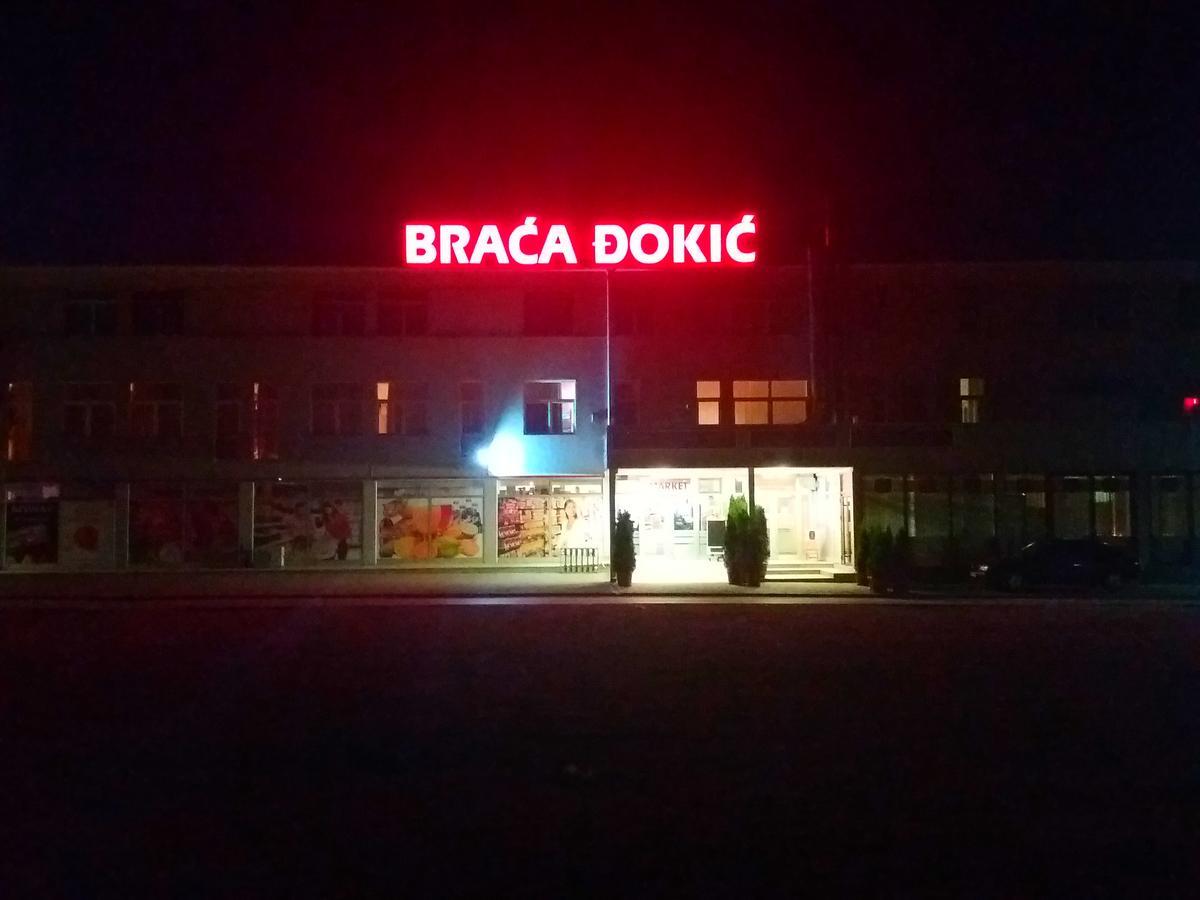 Guesthouse Dokic Leskovac  Exteriör bild