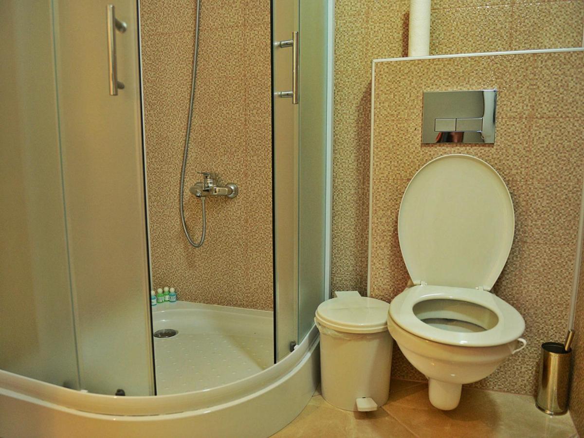 Guesthouse Dokic Leskovac  Rum bild